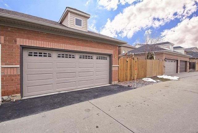 5694 Passion Flower Blvd, House detached with 3 bedrooms, 3 bathrooms and 3 parking in Mississauga ON | Image 20