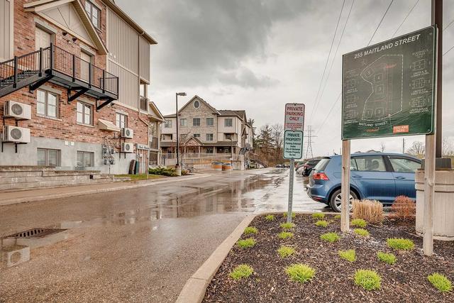 3f - 255 Maitland St, Townhouse with 3 bedrooms, 2 bathrooms and 1 parking in Kitchener ON | Image 17