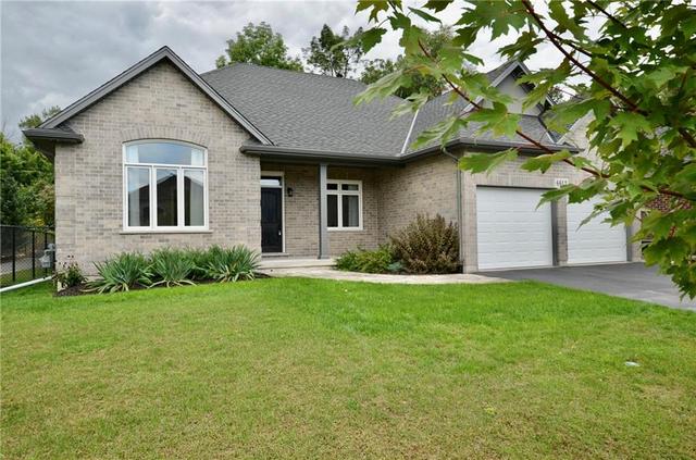 6612 Lucia Drive N, House detached with 3 bedrooms, 2 bathrooms and 3 parking in Niagara Falls ON | Image 1