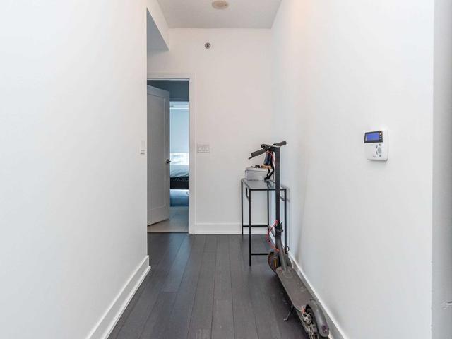 1906 - 318 Richmond St W, Condo with 1 bedrooms, 1 bathrooms and 0 parking in Toronto ON | Image 10