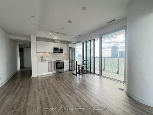 4006 - 42 Charles St E, Condo with 2 bedrooms, 1 bathrooms and 1 parking in Toronto ON | Image 1