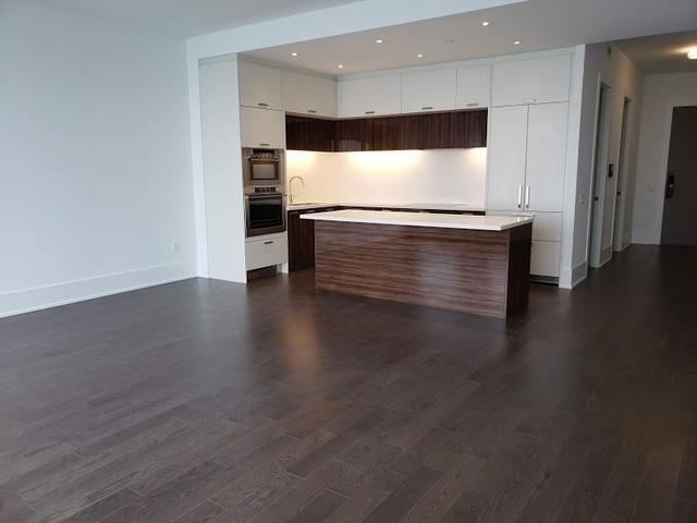 6505 - 10 York St, Condo with 2 bedrooms, 3 bathrooms and 2 parking in Toronto ON | Image 23