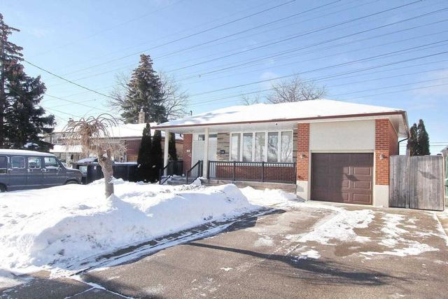 39 Mercury Rd, House detached with 3 bedrooms, 3 bathrooms and 5 parking in Toronto ON | Image 12