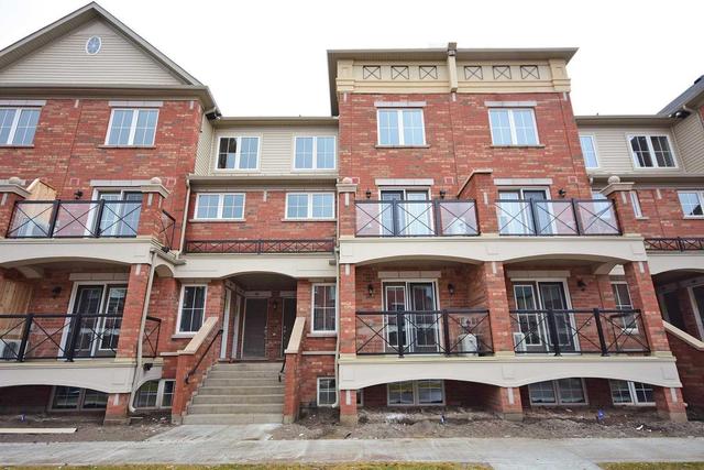 22 - 2500 Post Rd, Townhouse with 2 bedrooms, 2 bathrooms and 1 parking in Oakville ON | Image 2