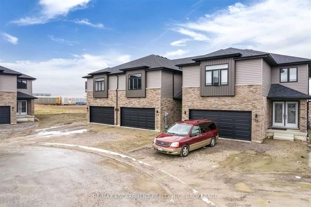 32 Betty Crt, House attached with 4 bedrooms, 3 bathrooms and 4 parking in Chatham Kent ON | Image 35