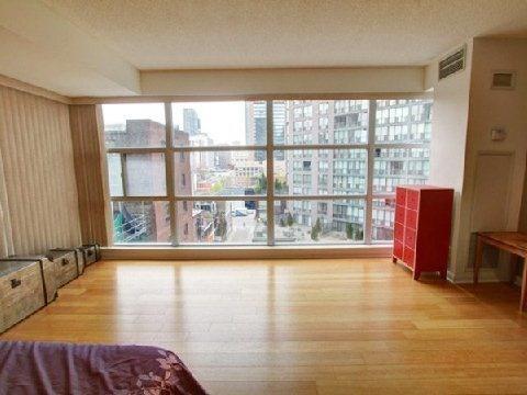 619 - 11 St Joseph St, Condo with 1 bedrooms, 1 bathrooms and null parking in Toronto ON | Image 7