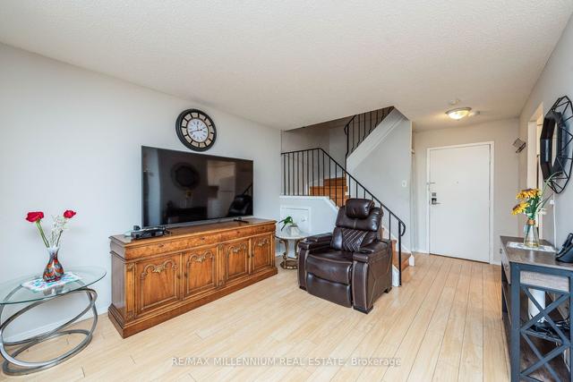 264 - 165 Cherokee Blvd, Townhouse with 4 bedrooms, 2 bathrooms and 1 parking in Toronto ON | Image 37