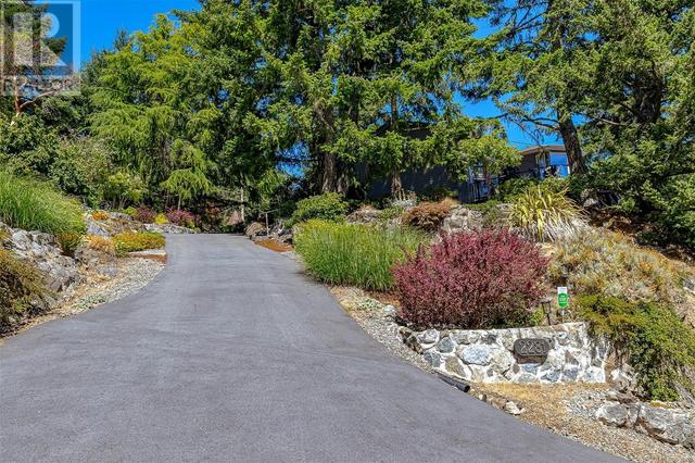 2281 Henlyn Dr, House detached with 3 bedrooms, 2 bathrooms and 3 parking in Sooke BC | Image 7
