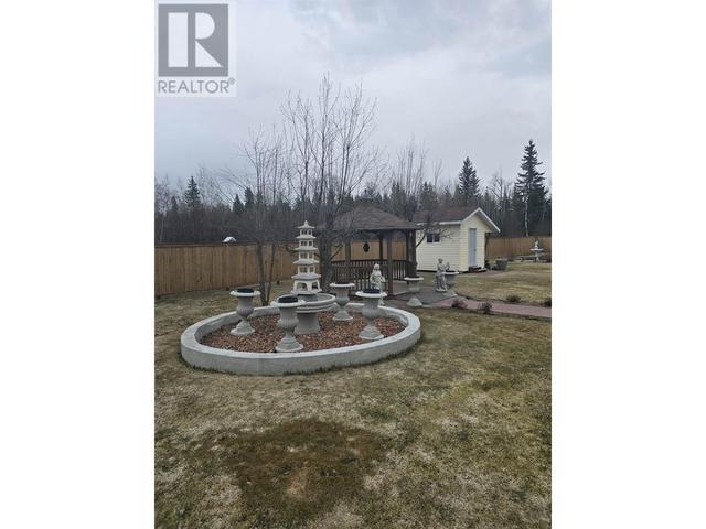 5465 Bendixon Road, House detached with 3 bedrooms, 2 bathrooms and null parking in Fraser Fort George D BC | Image 6