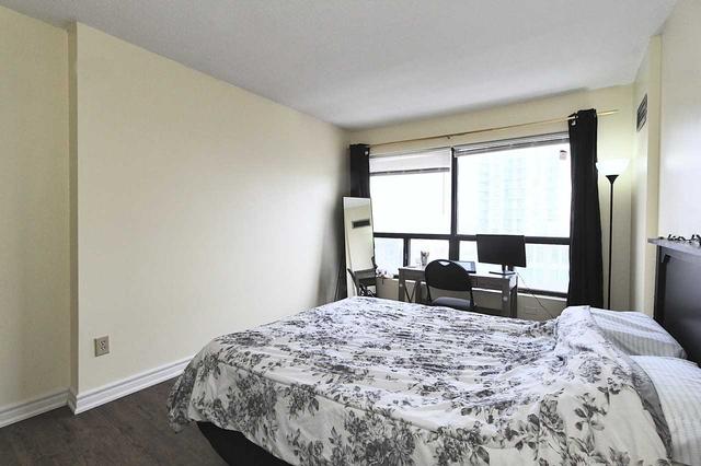 719 - 39 Kimbercroft Crt, Condo with 3 bedrooms, 2 bathrooms and 1 parking in Toronto ON | Image 31