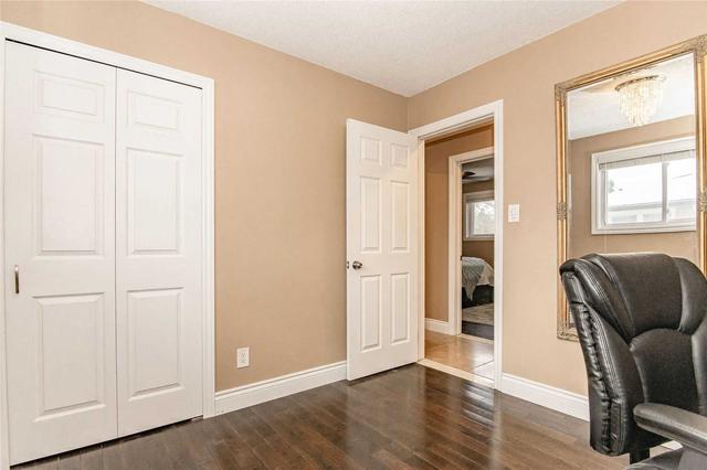 65 Devere Dr, House detached with 3 bedrooms, 2 bathrooms and 5 parking in Guelph ON | Image 14