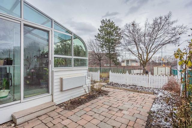 3986 Bishopstoke Lane, House attached with 3 bedrooms, 2 bathrooms and 2 parking in Mississauga ON | Image 25