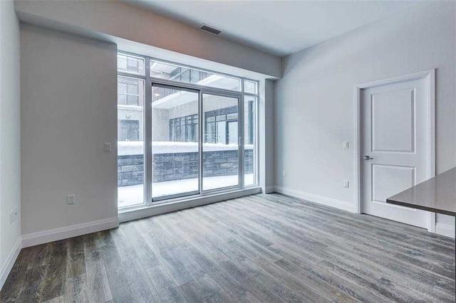 102 - 1 Redfern Ave, Condo with 2 bedrooms, 1 bathrooms and 1 parking in Hamilton ON | Image 24