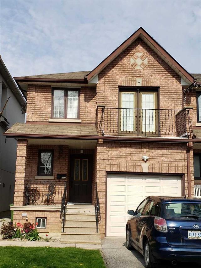 171a Hallmark Ave, House semidetached with 3 bedrooms, 4 bathrooms and 2 parking in Toronto ON | Image 1