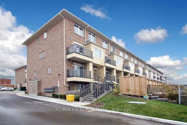 12 - 470 Beresford Path, Townhouse with 2 bedrooms, 2 bathrooms and 2 parking in Oshawa ON | Image 1
