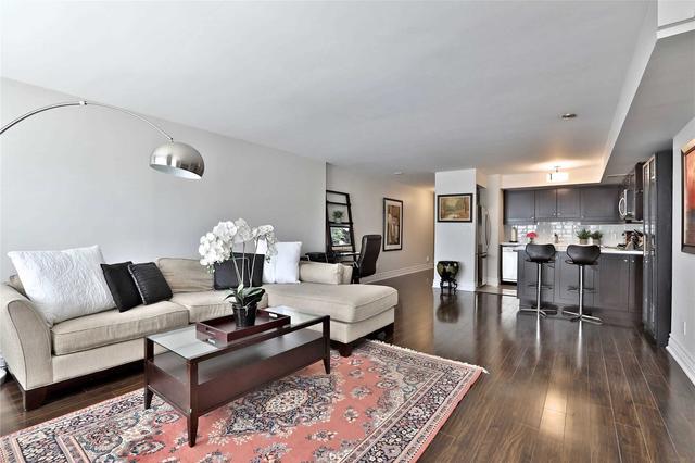 317 - 25 The Esplanade Dr, Condo with 1 bedrooms, 1 bathrooms and 0 parking in Toronto ON | Image 9