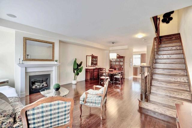 1994 Oana Dr, Townhouse with 2 bedrooms, 3 bathrooms and 2 parking in Mississauga ON | Image 37