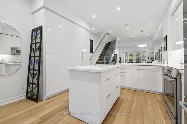 5 - 1 Baxter St, Townhouse with 3 bedrooms, 3 bathrooms and 1 parking in Toronto ON | Image 35