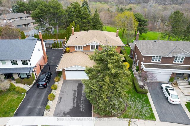 3595 Ponytrail Dr, House detached with 4 bedrooms, 4 bathrooms and 4 parking in Mississauga ON | Image 23