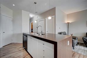 91 - 300 Evanscreek Court Nw, Home with 2 bedrooms, 2 bathrooms and 1 parking in Calgary AB | Image 2
