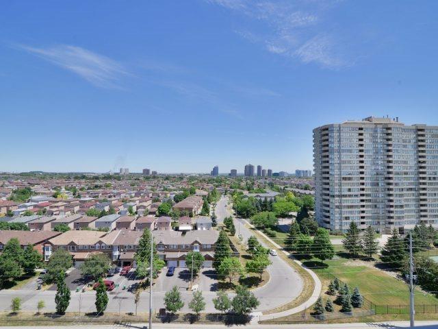 1003 - 810 Scollard Crt, Condo with 1 bedrooms, 1 bathrooms and 1 parking in Mississauga ON | Image 14