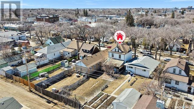 214 E Avenue S, House detached with 7 bedrooms, 2 bathrooms and null parking in Saskatoon SK | Image 45