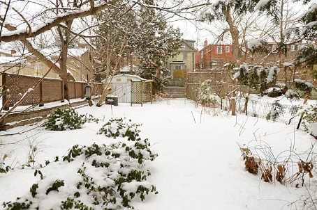 80 Deforest Rd, House detached with 3 bedrooms, 2 bathrooms and 1 parking in Toronto ON | Image 9