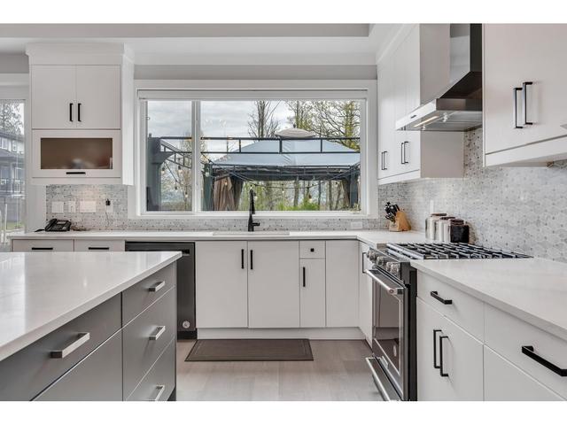 8362 Mctaggart Street, House detached with 5 bedrooms, 5 bathrooms and 4 parking in Mission BC | Image 13