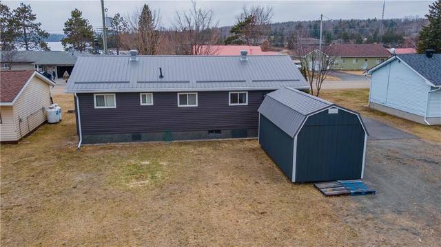 45 Lake Street, House detached with 3 bedrooms, 1 bathrooms and 6 parking in South Algonquin ON | Image 5
