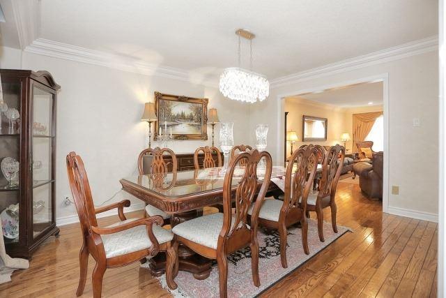 231 Valleymede Dr, House detached with 4 bedrooms, 5 bathrooms and 4 parking in Richmond Hill ON | Image 4
