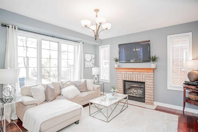 23 Hibbins Ave, House detached with 4 bedrooms, 3 bathrooms and 4 parking in Ajax ON | Image 2