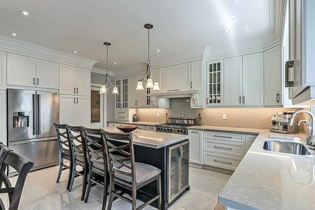 9 Rouge St, House detached with 4 bedrooms, 6 bathrooms and 6 parking in Markham ON | Image 2