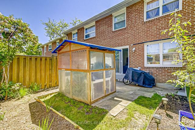 35 - 71 Cass Ave, Townhouse with 3 bedrooms, 2 bathrooms and 1 parking in Toronto ON | Image 20