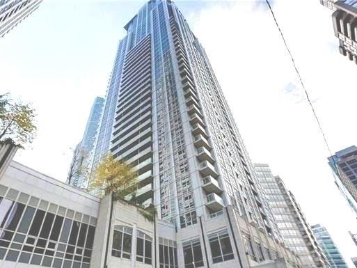 3511 - 761 Bay St, Condo with 2 bedrooms, 2 bathrooms and 1 parking in Toronto ON | Image 1