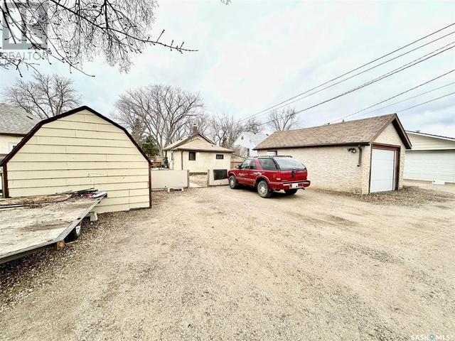 1662 98th Street, House detached with 1 bedrooms, 1 bathrooms and null parking in North Battleford CY SK | Image 11