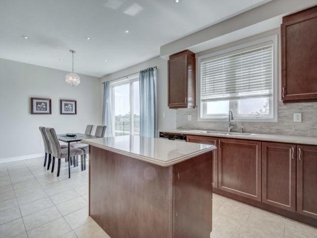 1586 Clitherow St, House detached with 4 bedrooms, 4 bathrooms and 1 parking in Milton ON | Image 11