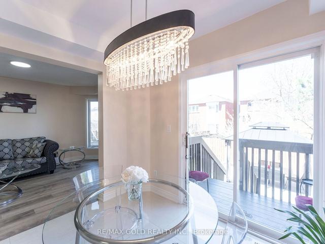 36 Umbria Cres, House detached with 4 bedrooms, 4 bathrooms and 6 parking in Vaughan ON | Image 34
