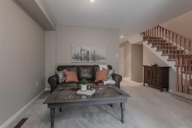 5178 Des Jardines Dr, House attached with 3 bedrooms, 3 bathrooms and 2 parking in Burlington ON | Image 3