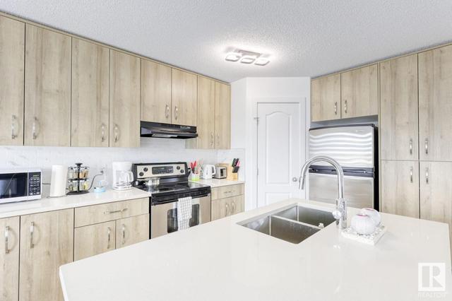 8815 8 Ave Av Sw, House detached with 3 bedrooms, 2 bathrooms and null parking in Edmonton AB | Image 16