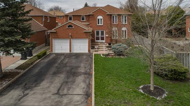 25 Lombardy Cres, House detached with 4 bedrooms, 4 bathrooms and 6 parking in Brampton ON | Card Image
