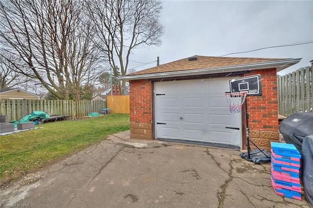 5261 Rosedale Drive, House detached with 3 bedrooms, 2 bathrooms and 5 parking in Niagara Falls ON | Image 16