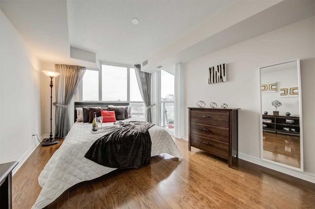 802 - 35 Hollywood Ave, Condo with 1 bedrooms, 1 bathrooms and 1 parking in Toronto ON | Image 4
