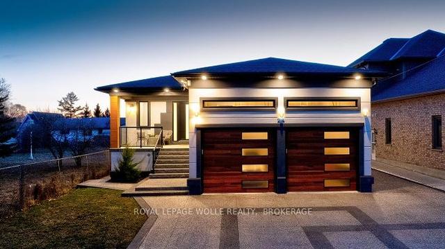 24 Sylvia St, House detached with 3 bedrooms, 5 bathrooms and 8 parking in Kitchener ON | Image 1