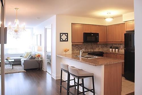426 - 25 Greenview Ave, Condo with 3 bedrooms, 2 bathrooms and 1 parking in Toronto ON | Image 6
