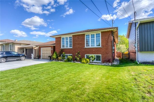 344 Fairview Drive, House detached with 4 bedrooms, 2 bathrooms and 5 parking in Brantford ON | Image 3