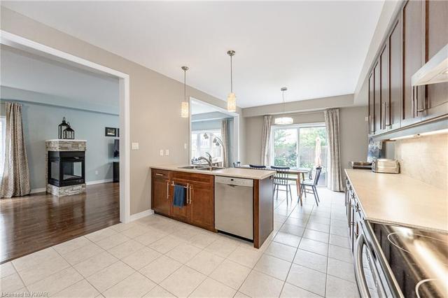228 Falconridge Drive, House detached with 4 bedrooms, 2 bathrooms and 4 parking in Kitchener ON | Image 22
