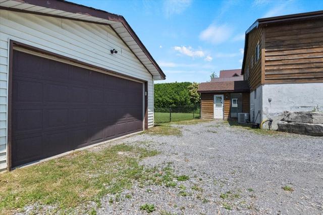79 Hillside Dr, House detached with 3 bedrooms, 2 bathrooms and 14 parking in Kawartha Lakes ON | Image 24