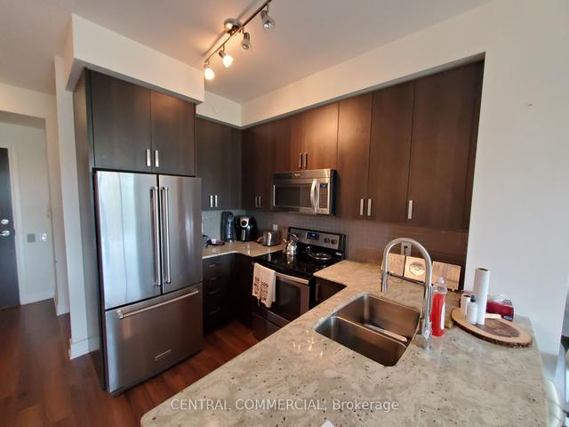 526 - 7608 Yonge St, Condo with 1 bedrooms, 1 bathrooms and 1 parking in Vaughan ON | Image 4