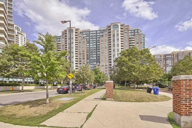 lph06 - 23 Lorraine Dr, Condo with 2 bedrooms, 2 bathrooms and 1 parking in Toronto ON | Image 1