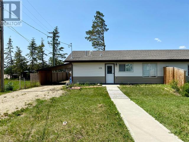 115 5 Avenue, House semidetached with 2 bedrooms, 1 bathrooms and 4 parking in Beaverlodge AB | Card Image